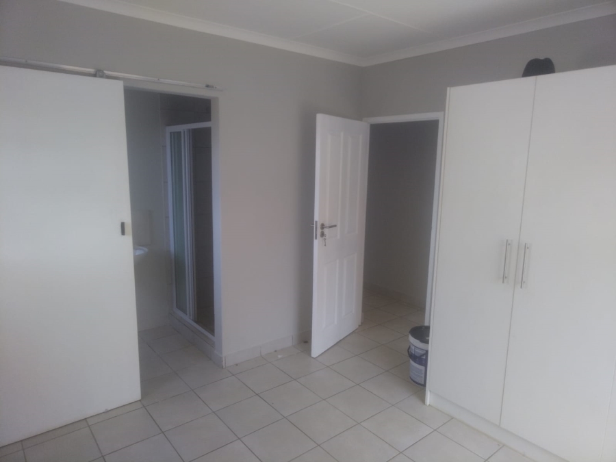 To Let 2 Bedroom Property for Rent in Kidds Beach Eastern Cape